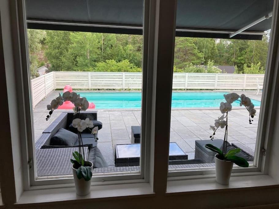 Villa Med Pool Och Bara 600M Till Havet! Trosa Exterior photo